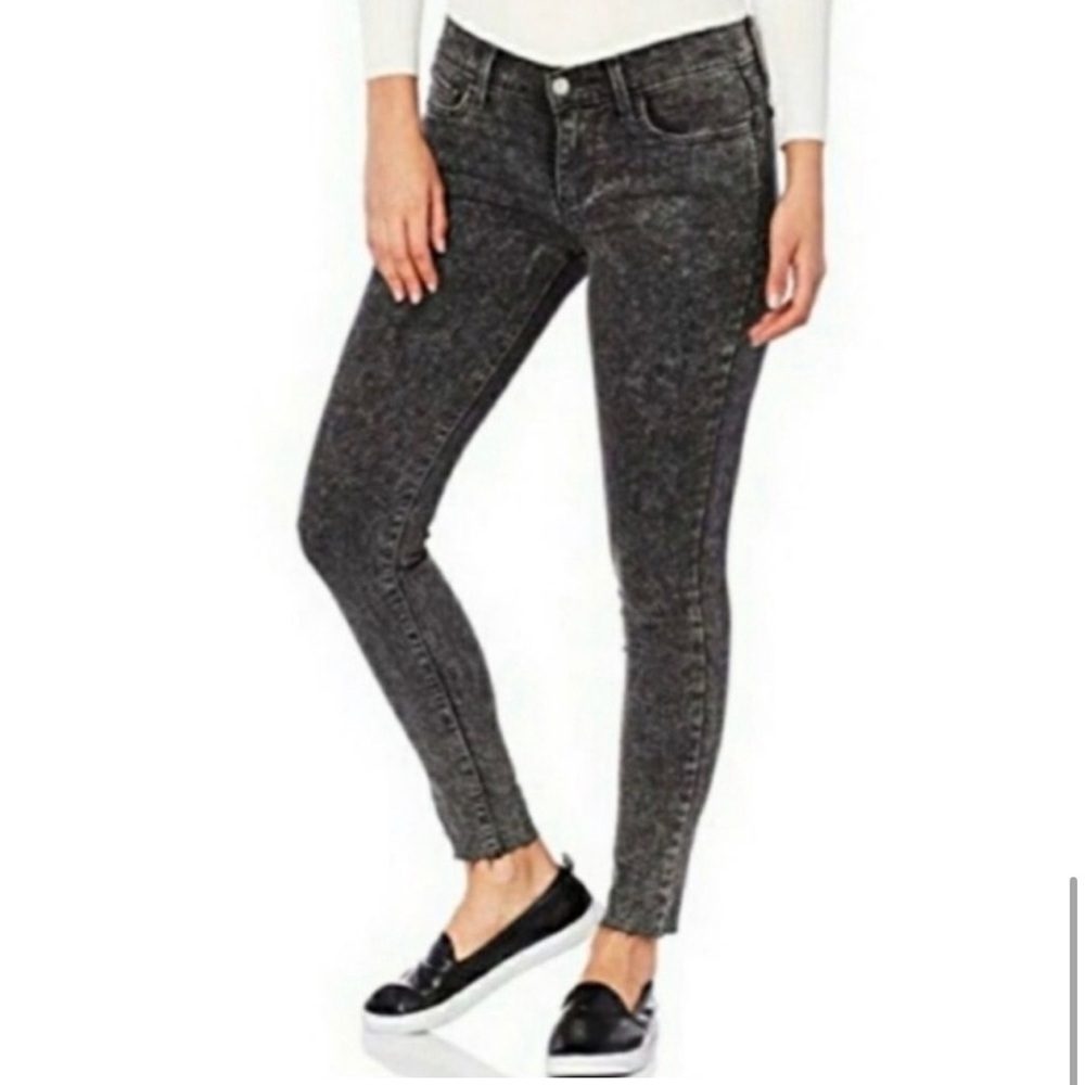 Levi’s 720 high rise super skinny black acid wash jeans